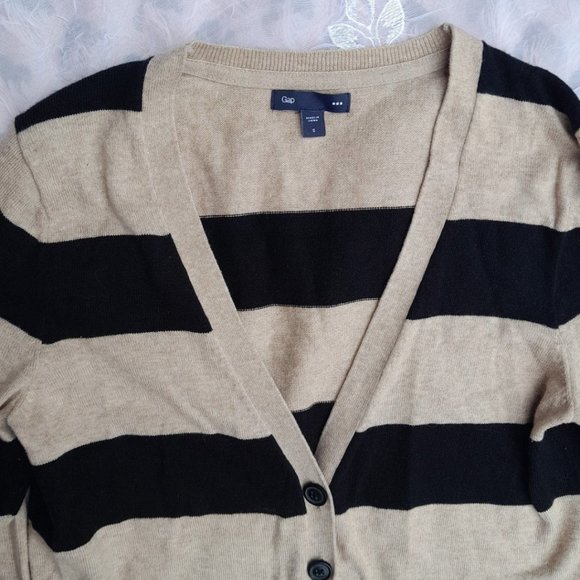 Gap cardigan - Picture 3 of 3